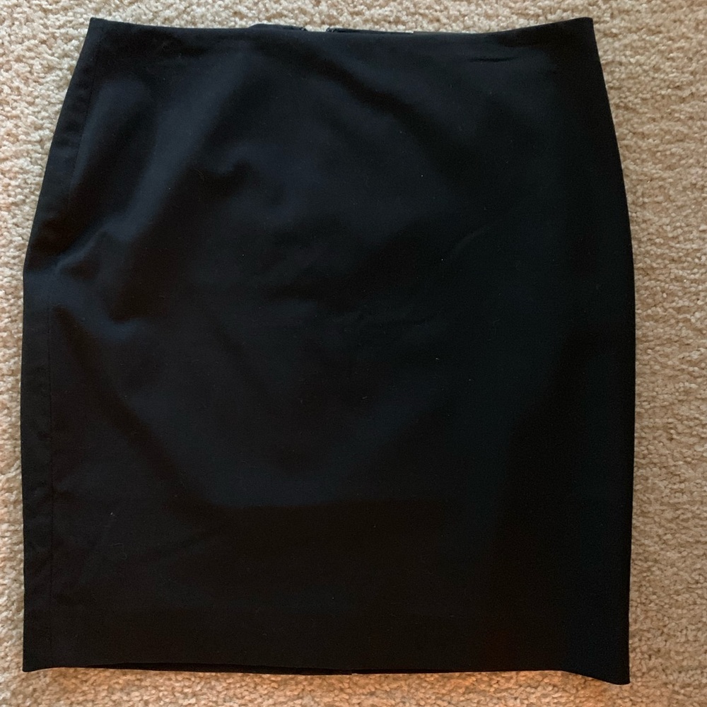 Black dress skirt (Banana Republic) NWT
